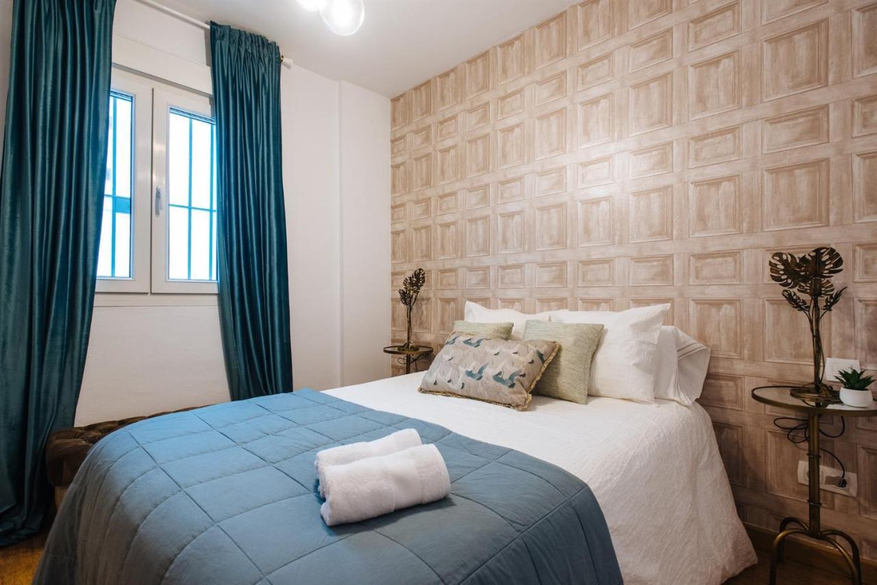 Feijoo Suite Apartment Севілья Екстер'єр фото